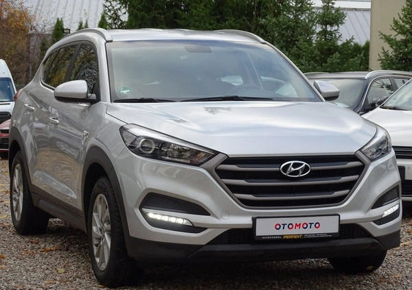 Hyundai Tucson cena 87900 przebieg: 52400, rok produkcji 2018 z Kościerzyna małe 352